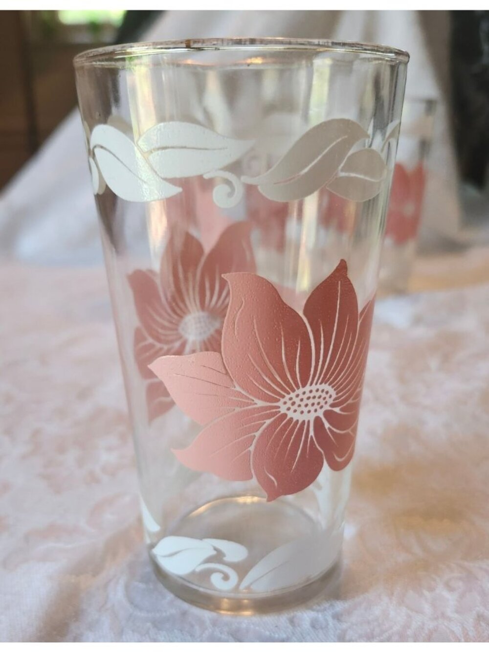 Vintage Pink & White Hibiscus Glass Tumblers Set Of 5 5-Inch Tall Floral Design - Picture 3 of 10